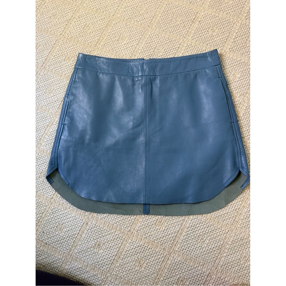 Karina Grimaldi Teal Blue Lamb Leather Mini Skirt Size XS Curved Hem Zip Back